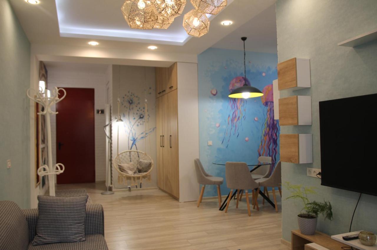 Cozy Apartment In Vake Тбилиси Экстерьер фото