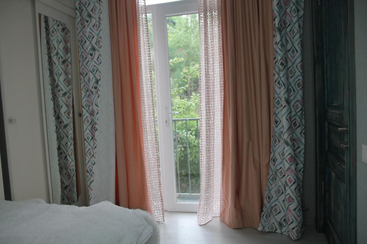 Cozy Apartment In Vake Тбилиси Экстерьер фото