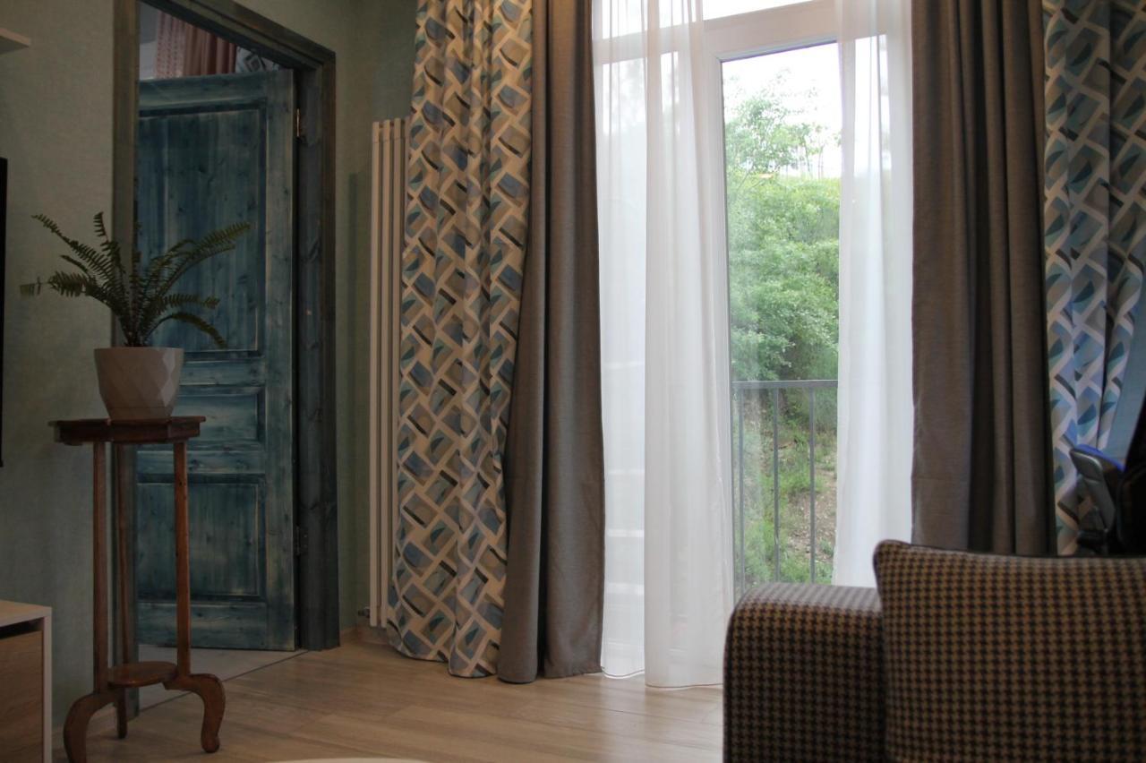 Cozy Apartment In Vake Тбилиси Экстерьер фото
